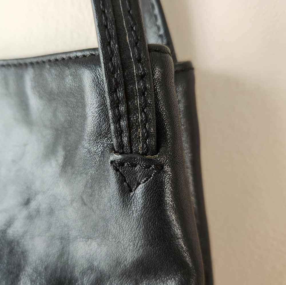 Monsac Shoulder Bag - Picture 5 of 10